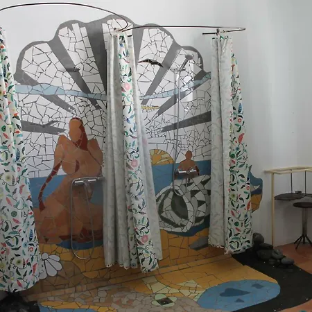 Nomadsland Guest house
